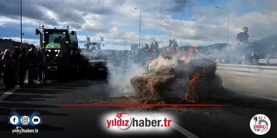 Komşu’da Çiftçiler Yeniden Ayaklanıyor Traktörler Atina Yolunda